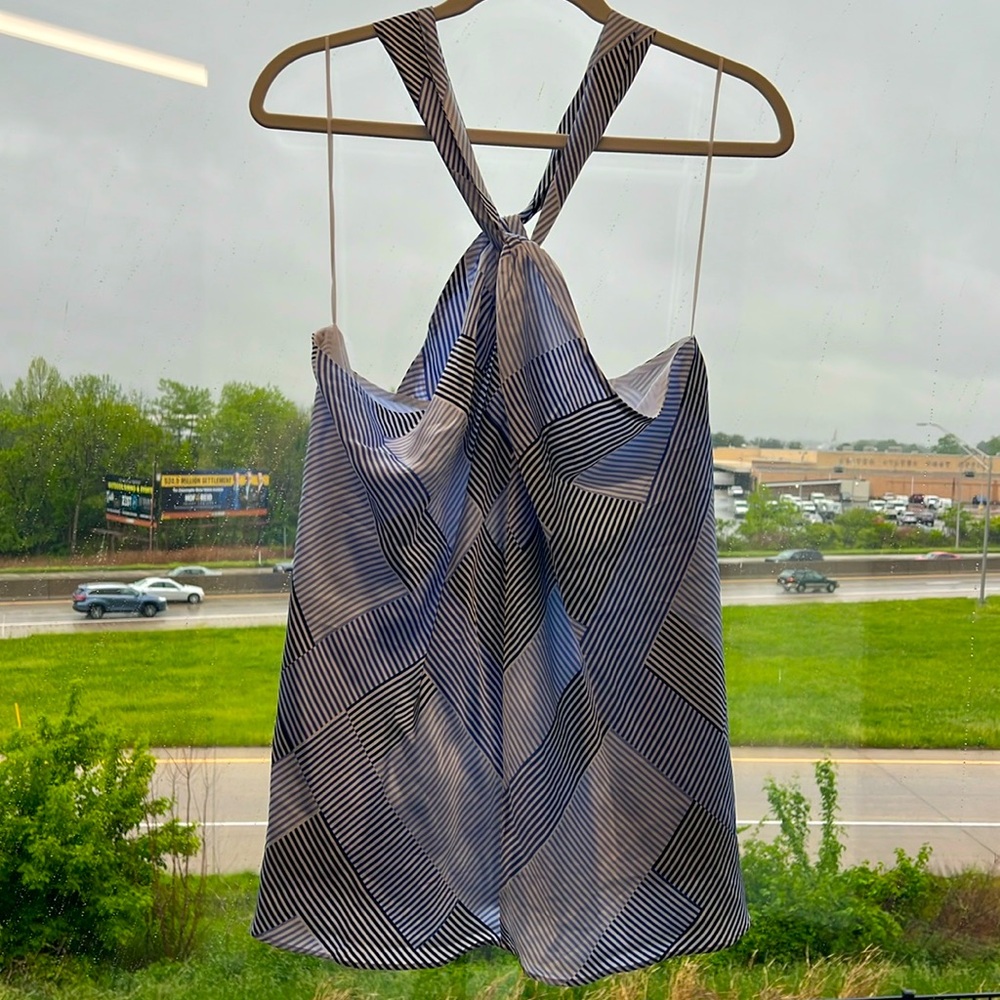 NWT 100% Silk Banana Republic Navy and White Striped Halter - Picture 4 of 8